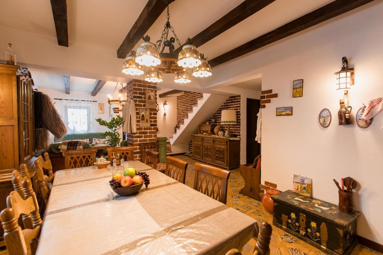 Casa Cu Cerdac Villa Nucşoara Exteriör bild